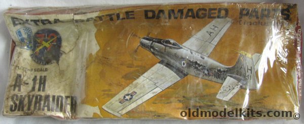 IMC 1/72 A-1H Skyraider with Extra Battle Damaged Parts, 484-100 plastic model kit
